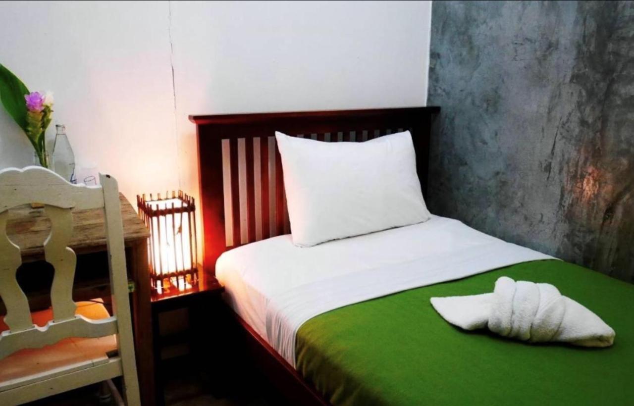 Lanna Hostel Chiang Mai Exterior foto