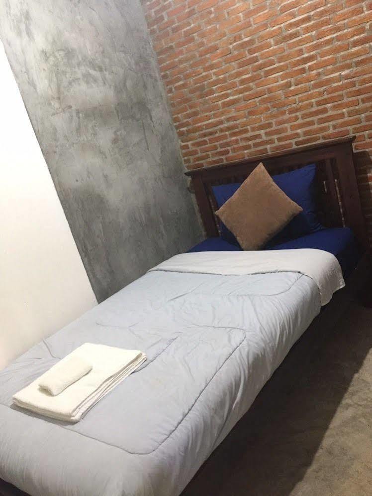 Lanna Hostel Chiang Mai Exterior foto